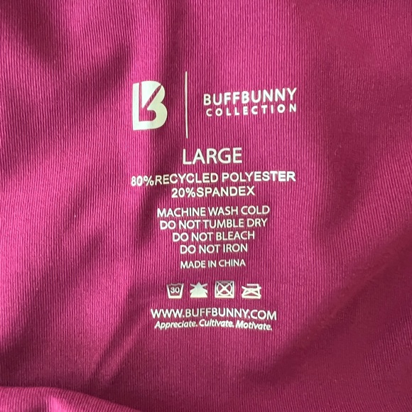 BuffBunny - Botanical Top - Large - Picture 5 of 5